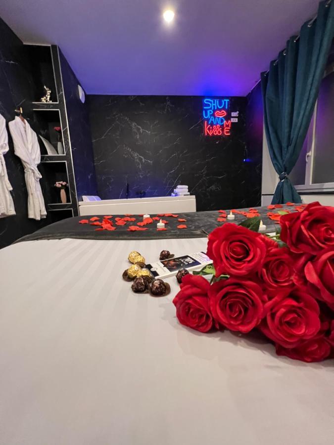 R.Suite Saint-Etienne  Eksteriør bilde